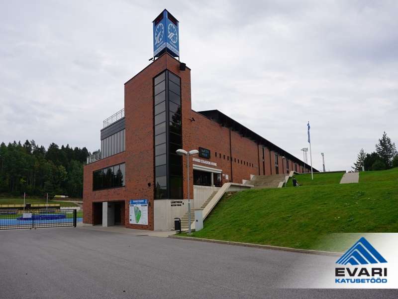 Tehvandi Spordikompleks SA läänetribüüni katus, katusetööd