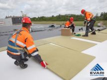 Pealsisoojustuskihi paigaldus Katuste soojustus - OÜ Evari Ehitus